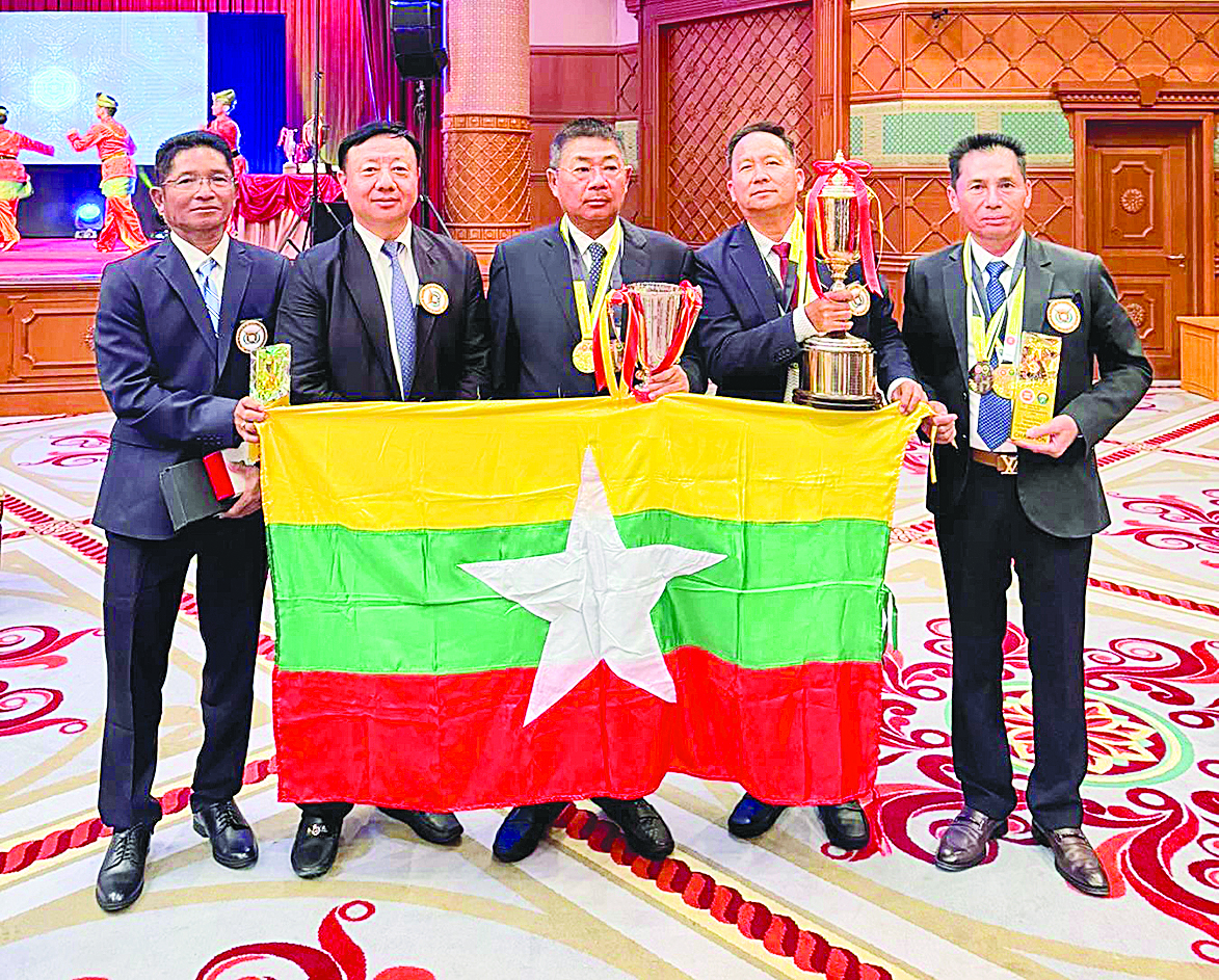 အာဆီယံအပျော်တမ်းဂေါက်သီးရိုက်