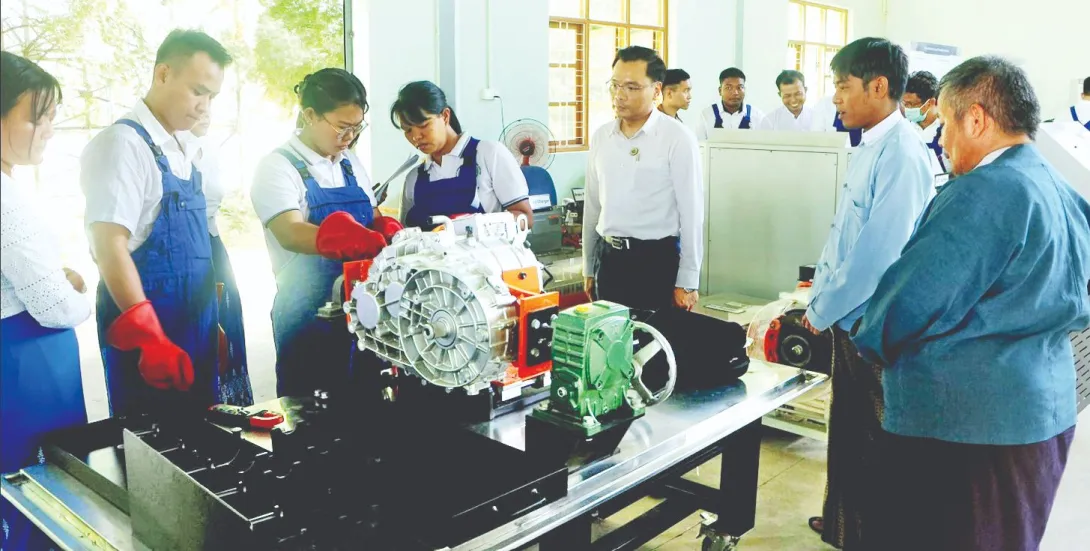 EV အလုပ်ရုံ