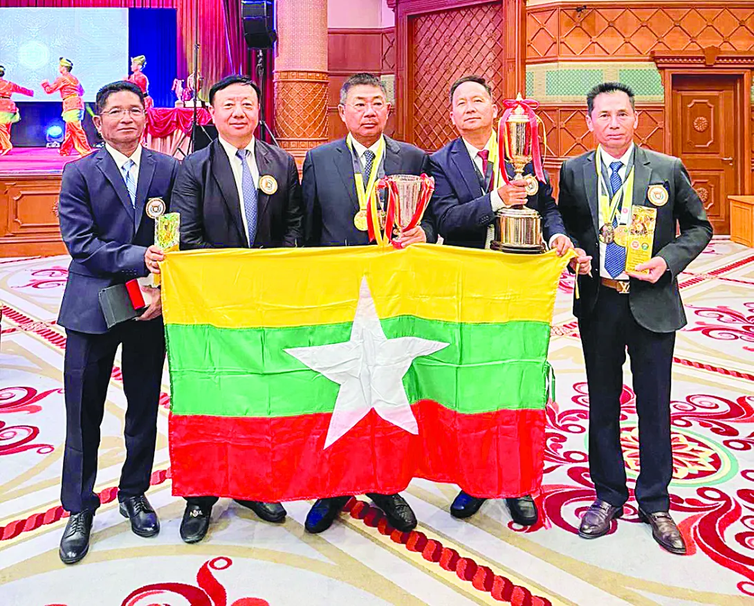 အာဆီယံအပျော်တမ်းဂေါက်သီးရိုက်